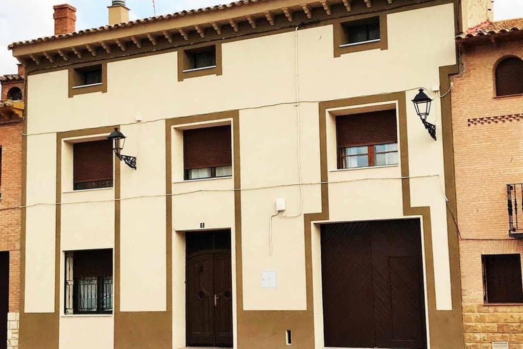 Casa Rural El Ralenco (Alquiler Integro), Lécera – Precios ...