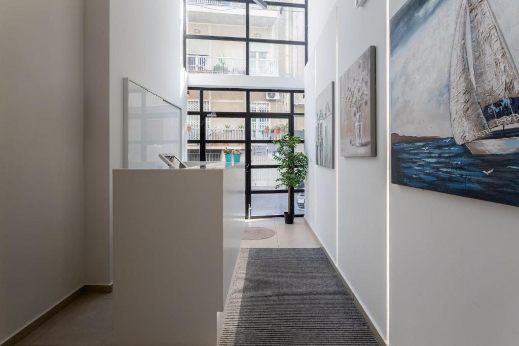 Supreme Comfort Apartments by Athens Stay - Resim 17