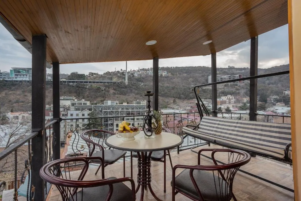 Sololaki Sweet Apartment, Tbilisi, Georgia