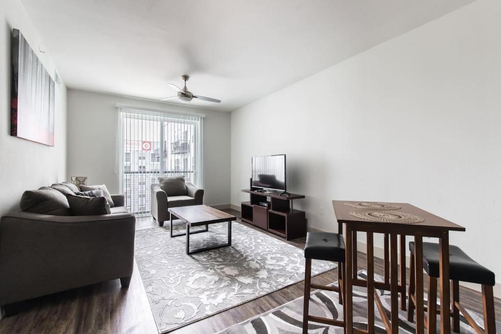 StayOvr at LegacyWest-Windrose - Housity