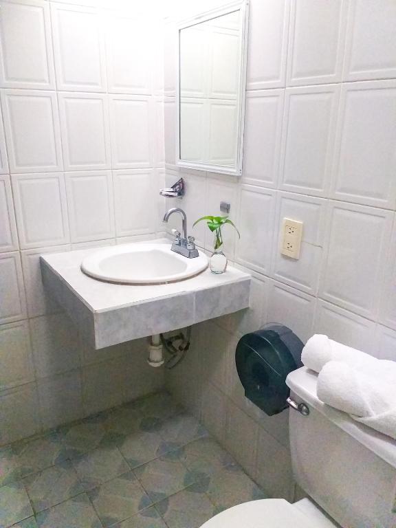Koupelna v ubytování Hotel Trevi