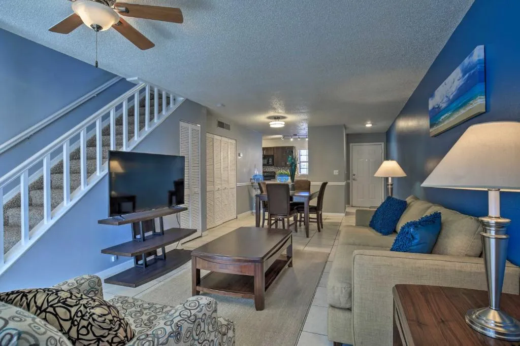 Townhome 4 Miles from Busch Gardens Tampa Bay, Tampa, Statele Unite ale Americii