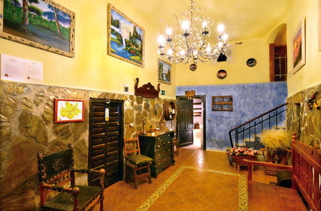 Casa Rural Bodega de los Lobera (España Munébrega) - Booking.com