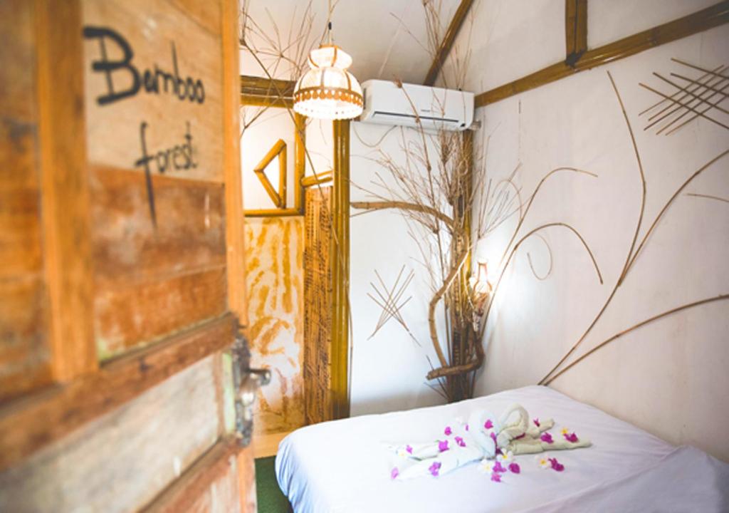 Letto o letti in una camera di The Rabbit Tree Hostel