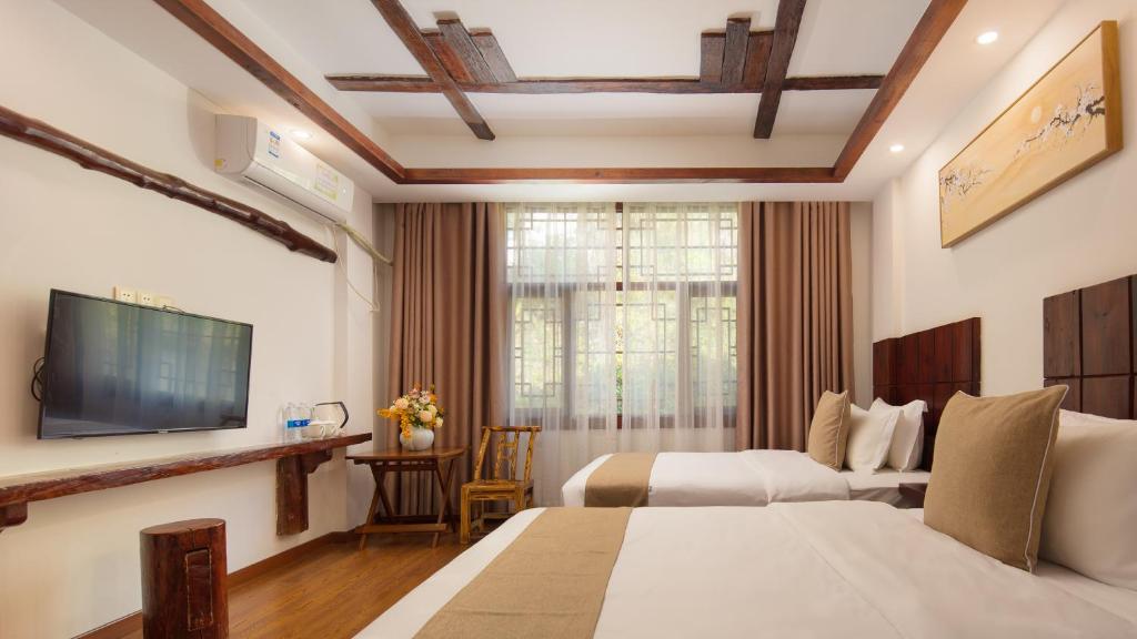 Floral Hotel · Spring Guesthouse Zhangjiajie - Habitación Gemela Estándar Con Mountain View