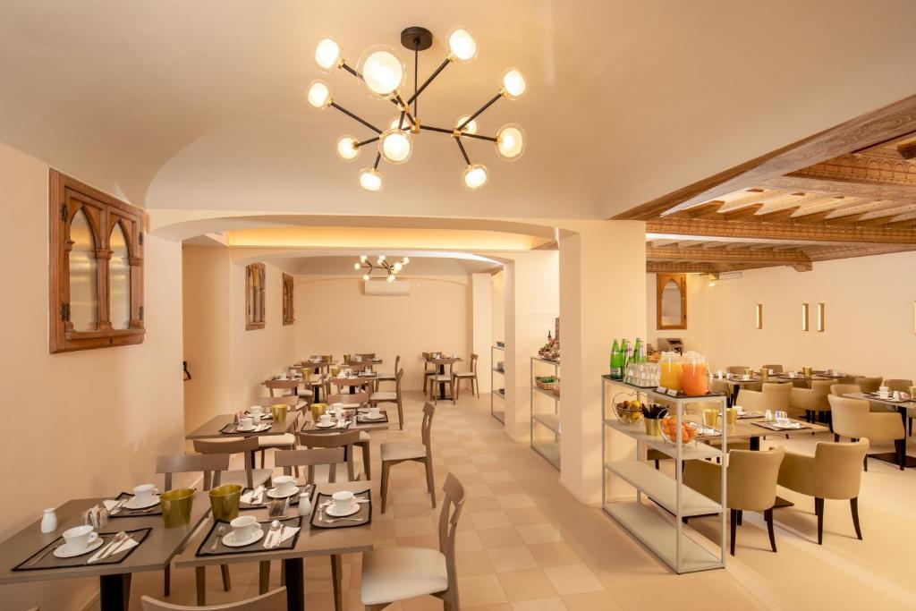 Nápoje v ubytování Hotel Colosseum