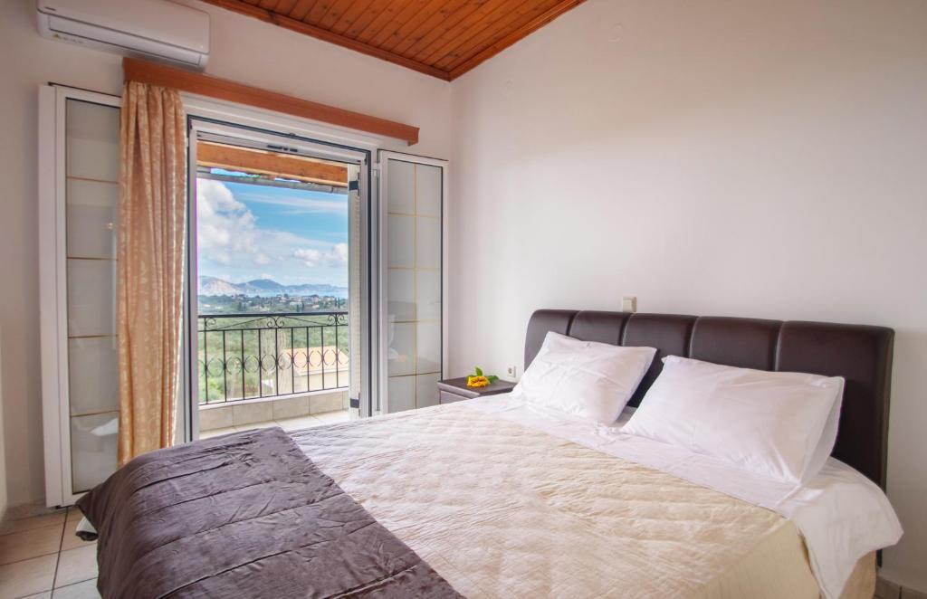 Posteľ alebo postele v izbe v ubytovaní Family Private Homes & Sea View by "elite"