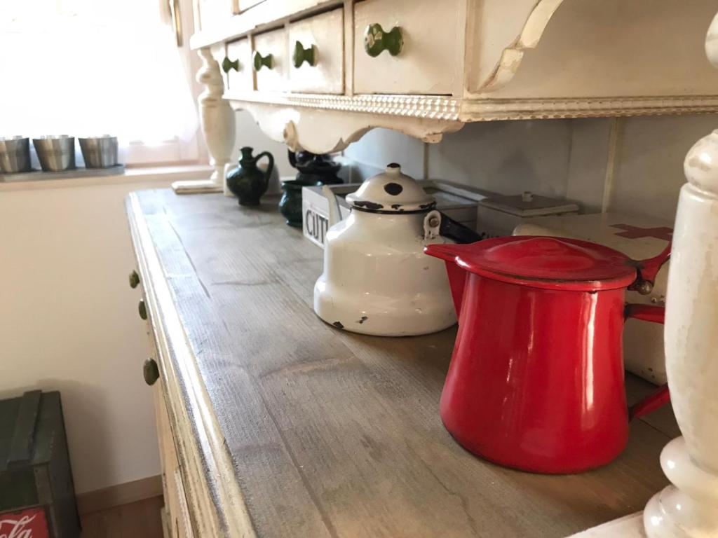 A kitchen or kitchenette at Mesebeli Vendégház