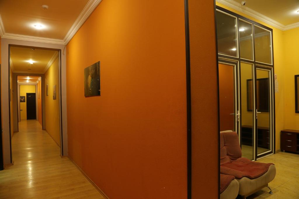 TV a/nebo společenská místnost v ubytování Dkd-bridge Hotel