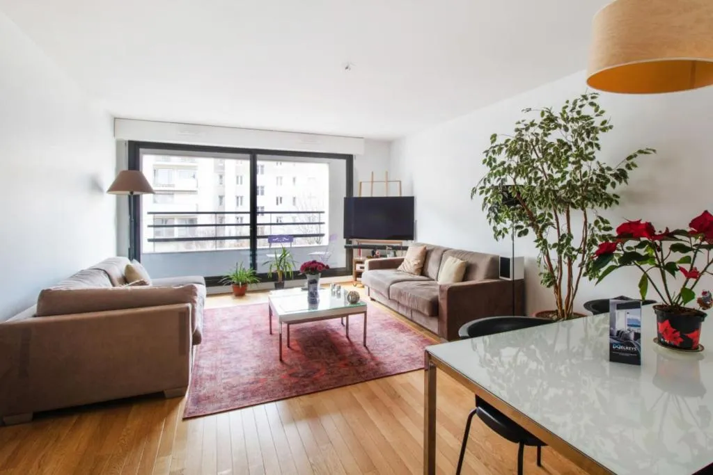 Nice apartment with balcony in Nation at the heart of Paris - Welkeys, Paris, France