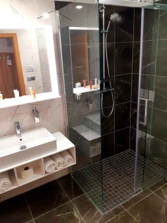 Koupelna v ubytování Hotel Biograf