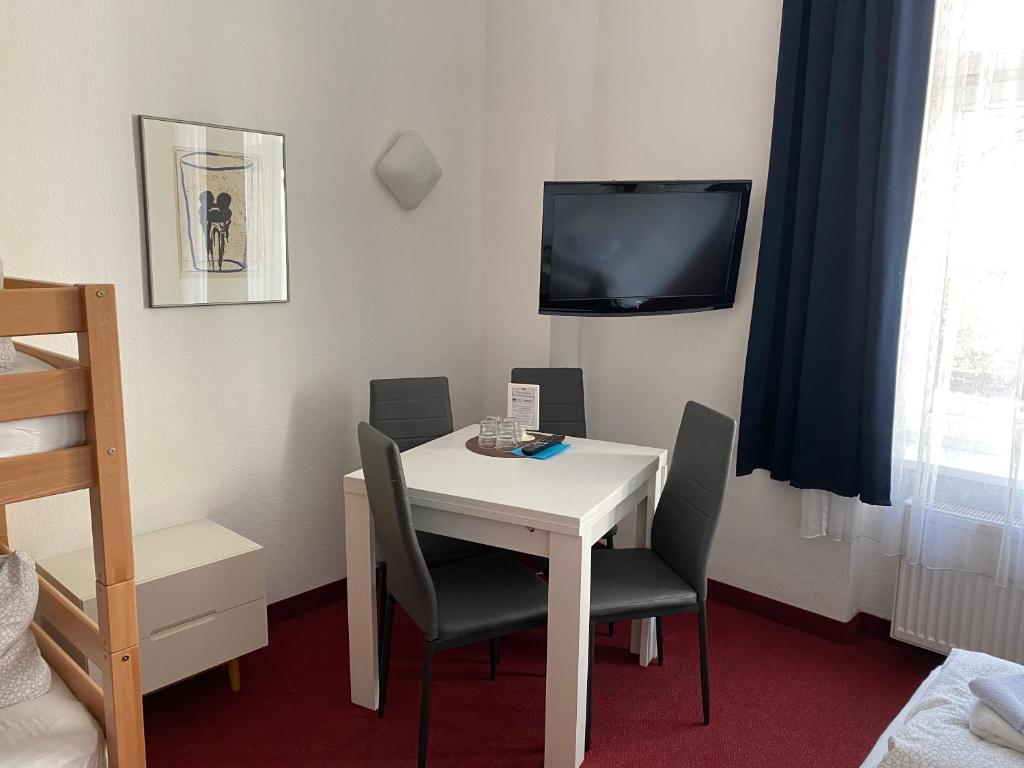 Bornholmer Hof im Prenzlauer Berg - Resim 24