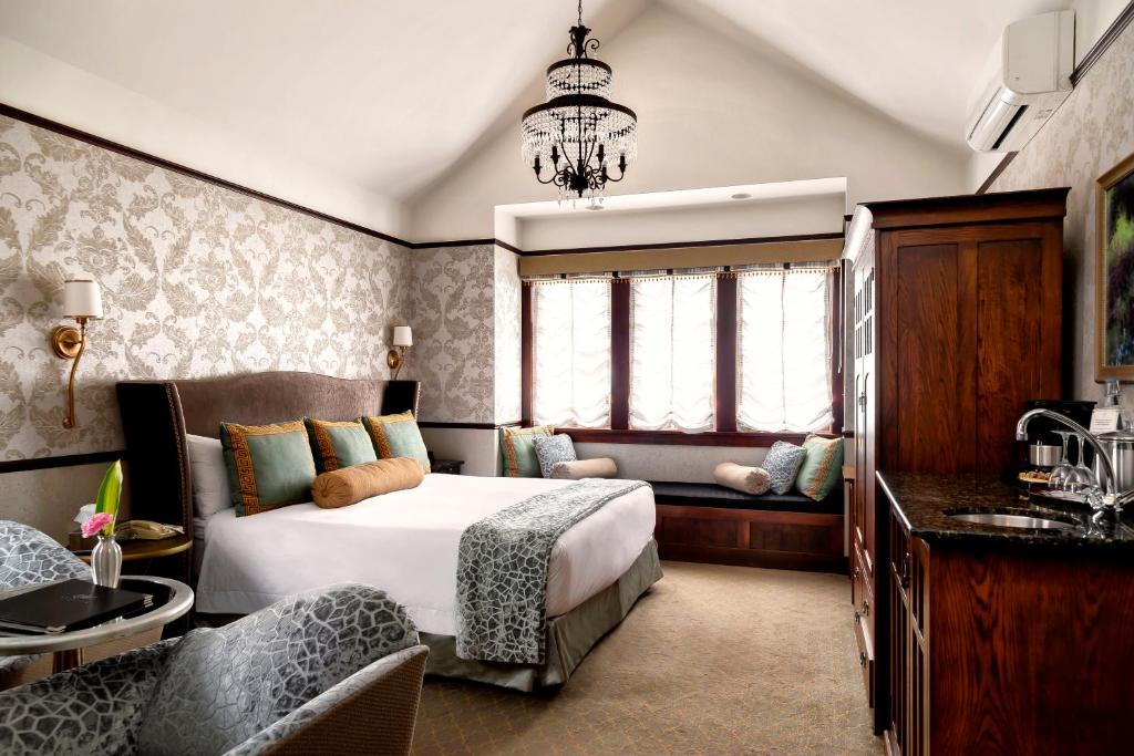 Abigail's Hotel - Resim 14