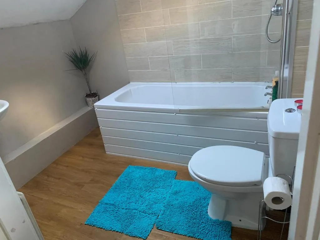44 WIGGINTON ROAD, York, Marea Britanie