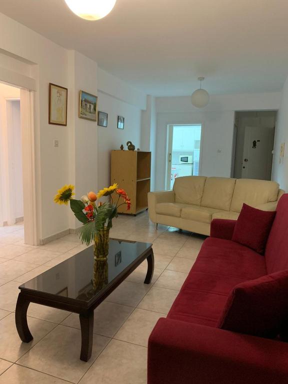 Ria Court - отзывы и видео