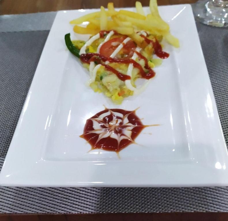 Jídlo v hotelu nebo okolí