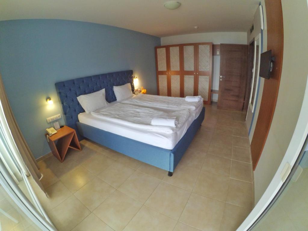 Hotel & Spa Tino Sveti Stefan - Suite Con Balcón Y Vistas Al Lago - Acceso Gratuito A Spa