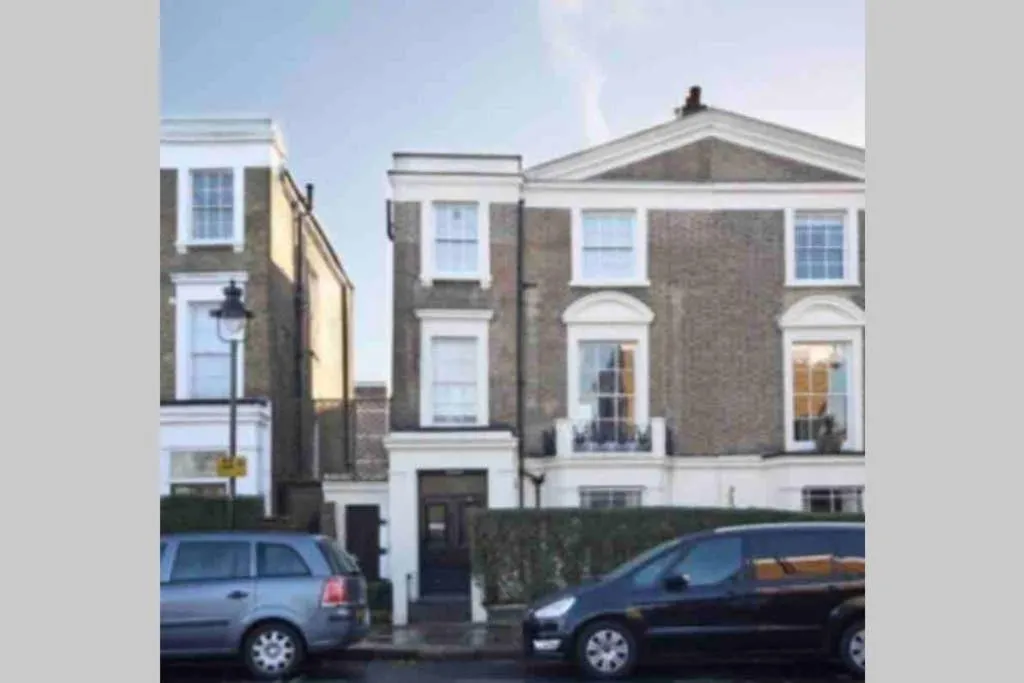 MODERN AND BRIGHT ONE BED FLAT IN CAMDEN, London, United Kingdom