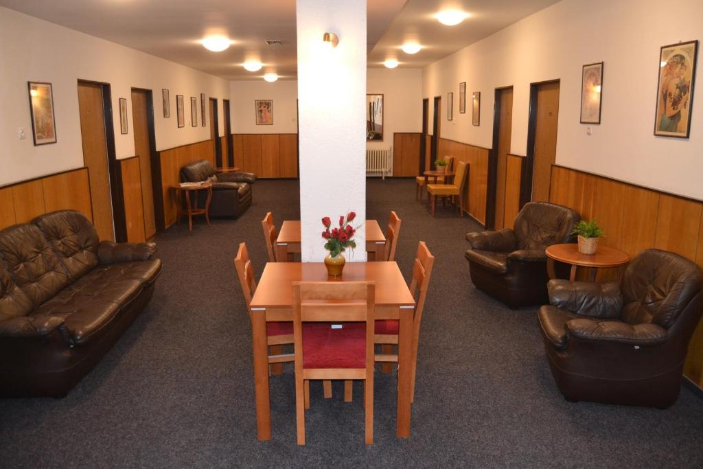 Hotel Bohemians - Resim 24