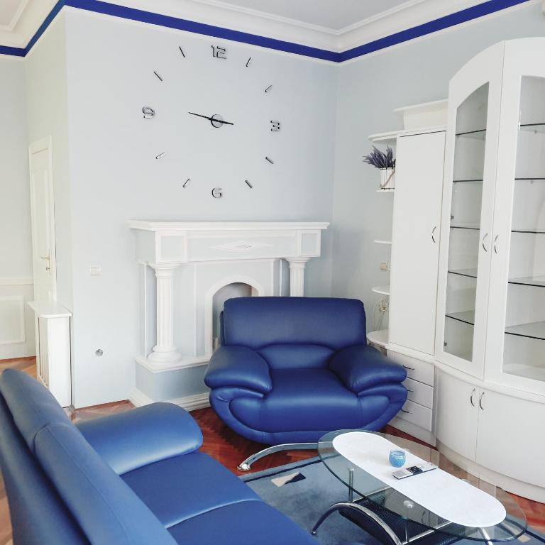 Χώρος καθιστικού στο Blue apartman