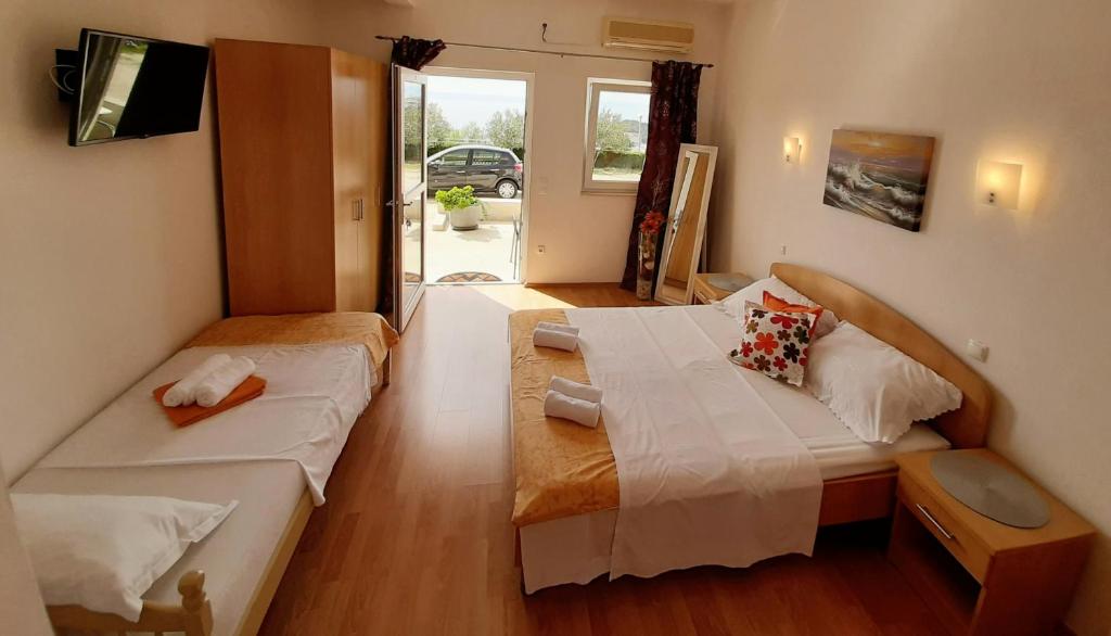 Apartments Akmadzic - 13