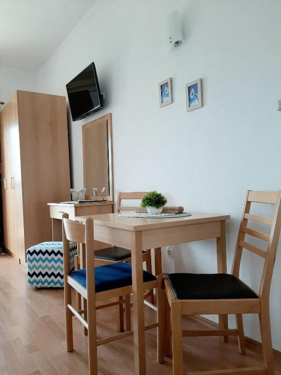 Apartments Akmadzic - 10