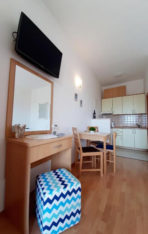 Apartments Akmadzic - 8