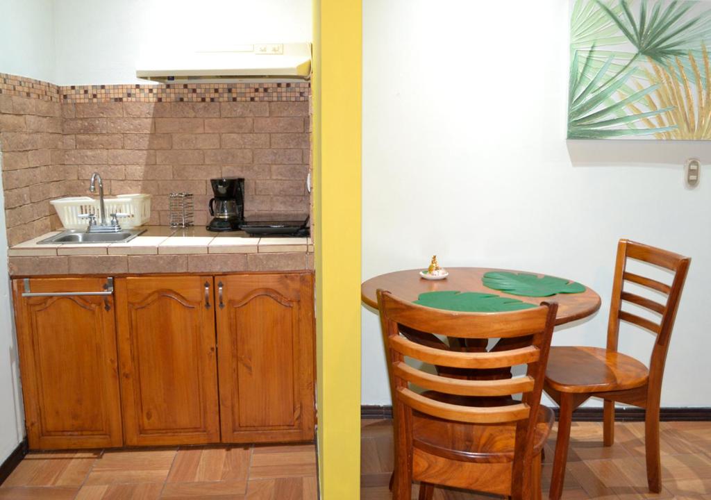 Casa Tropical - Estudio Con Vista De Jardín
