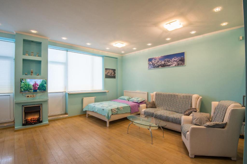 LUX Apartments on M.Gorkogo st. - отзывы и видео