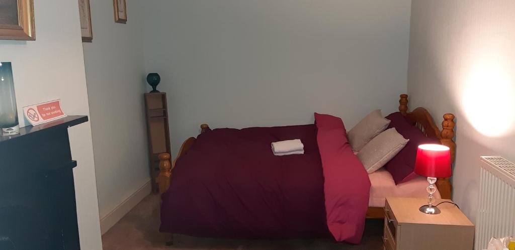 Phoenix Nights Guest House - Budget Double Room