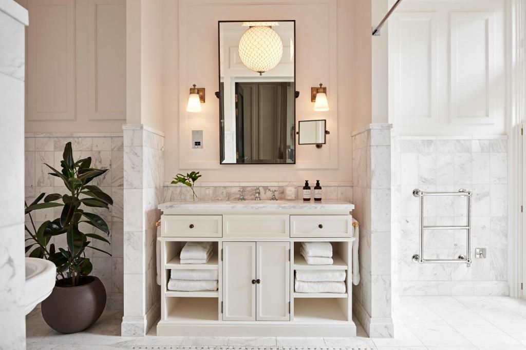 Kimpton Fitzroy London by IHG - Resim 13