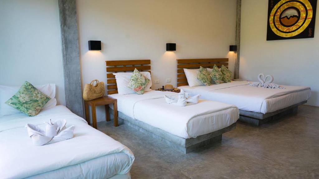 Koh Tao Heritage - Deluxe Quadruple Room Con Aire Acondicionado