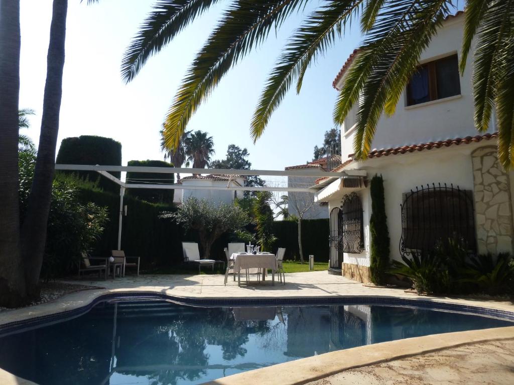 Villa de lujo Renoir con piscina privada, Oliva – Updated ...