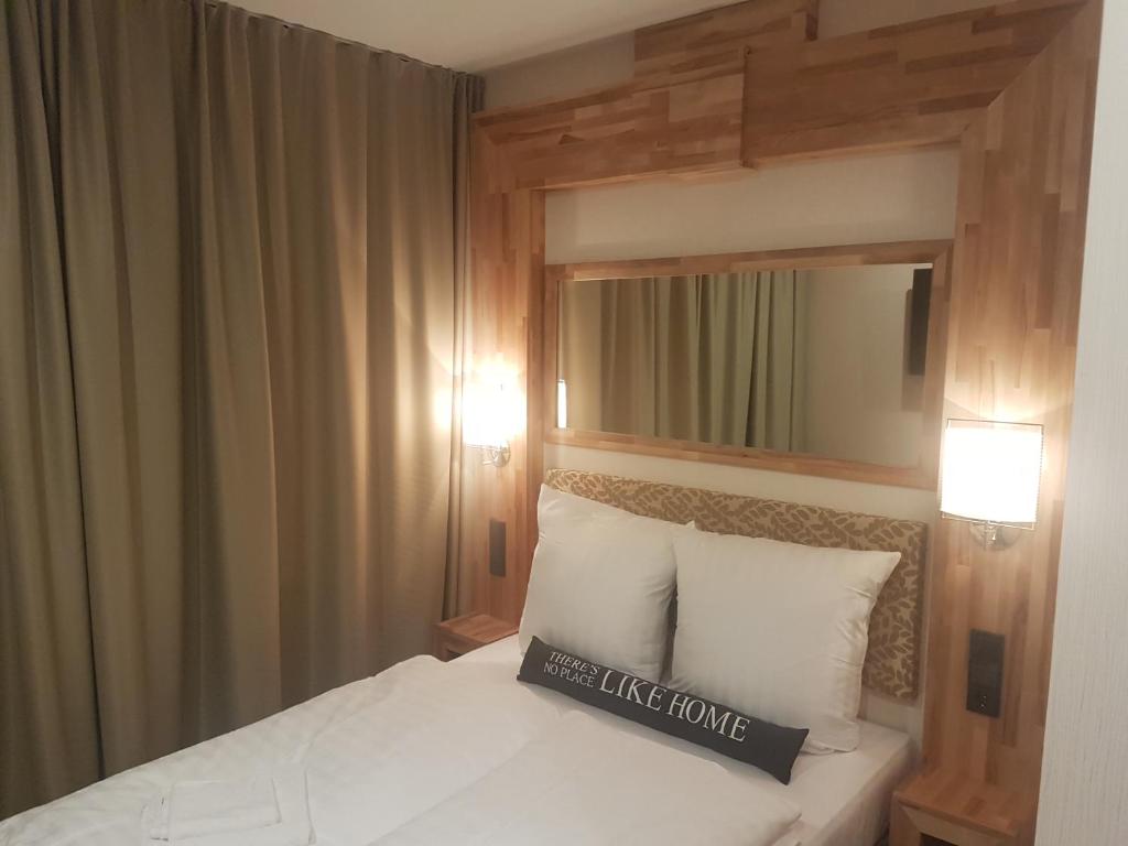 
Economy Double Room
