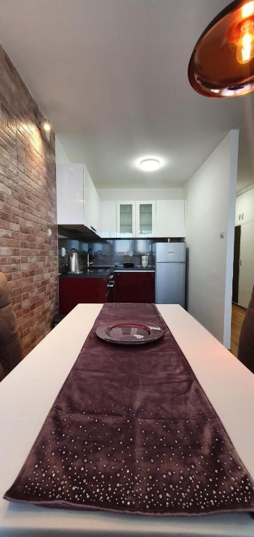 Kuchnia lub aneks kuchenny w obiekcie Apartment Mia -V