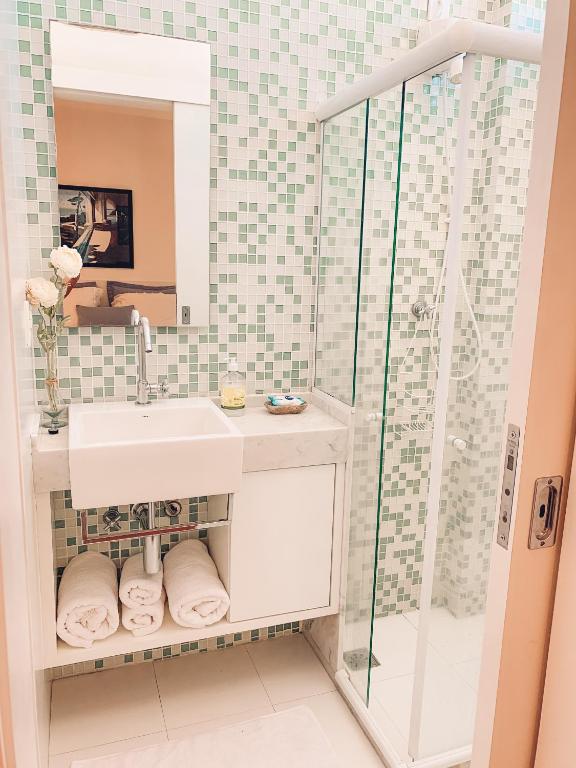  Stylish Copacabana Apartment