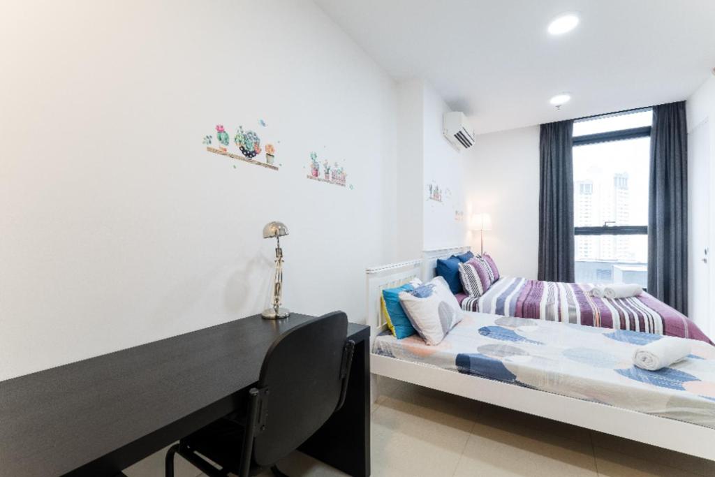 ARCORIS, MONT KIARA by MK HOME - Superior Apartment