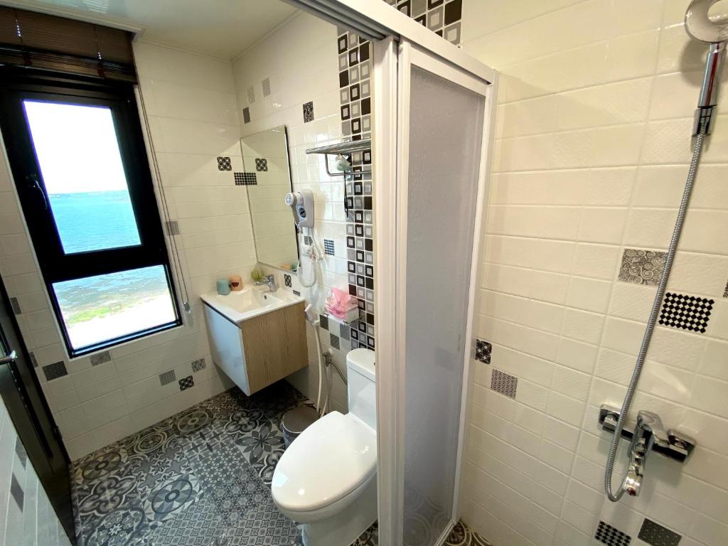 Koupelna v ubytování 奧斯卡海景民宿Oscar Boutique Seaview Homestay