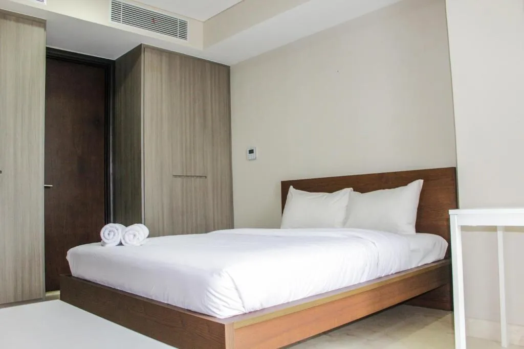 Spacious and Comfortable 1BR at Ciputra World 2 Apartment By Travelio, Jakarta, Indonezia