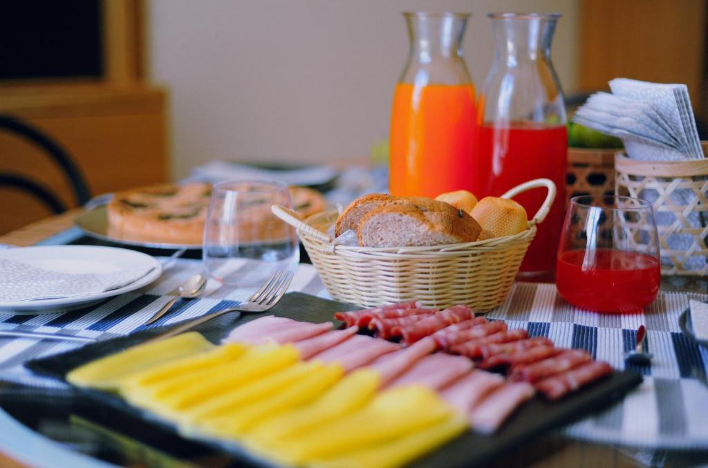 Jedzenie w pensjonacie lub w pobliżu