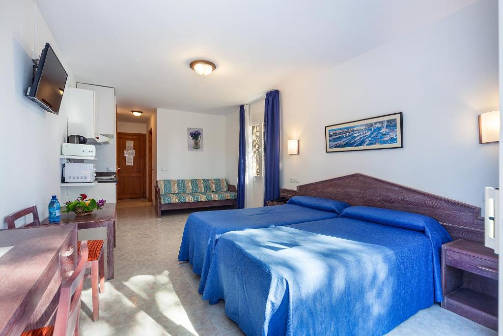 Apartamentos Cala Murada Minigolf, Cala Murada – Bijgewerkte ...