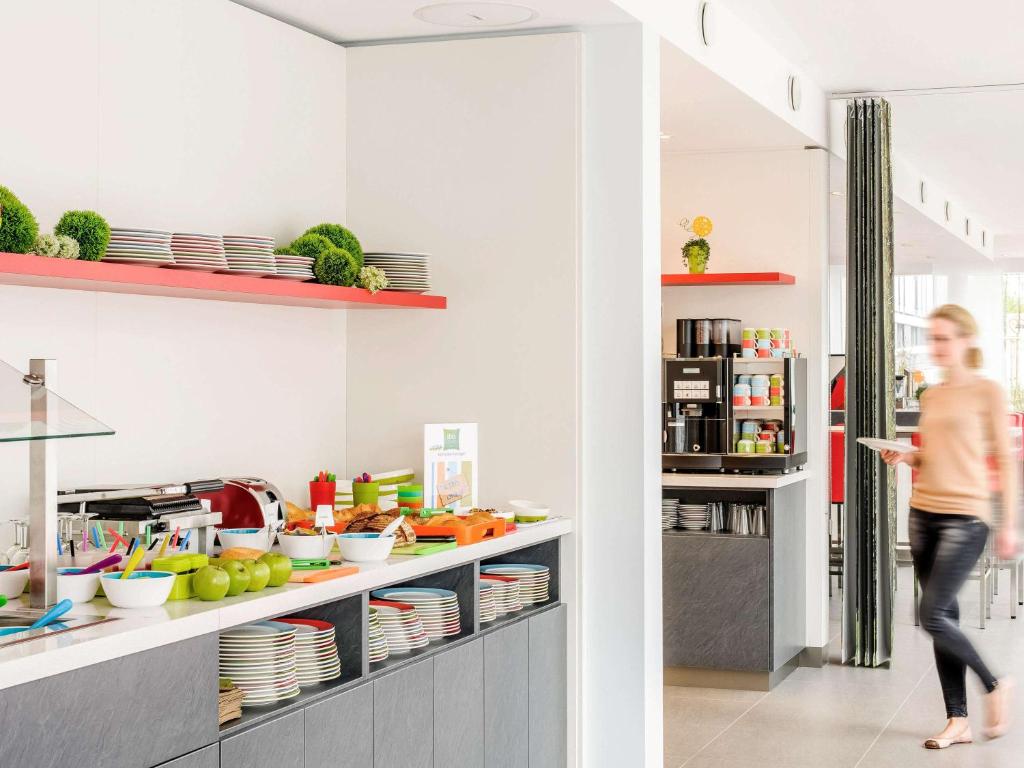Dapur atau dapur kecil di ibis Styles Karlsruhe Ettlingen