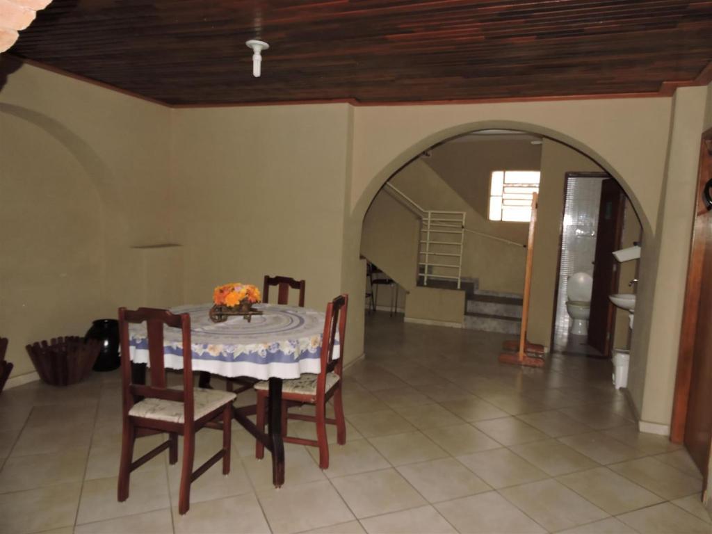  Hotel Modelo