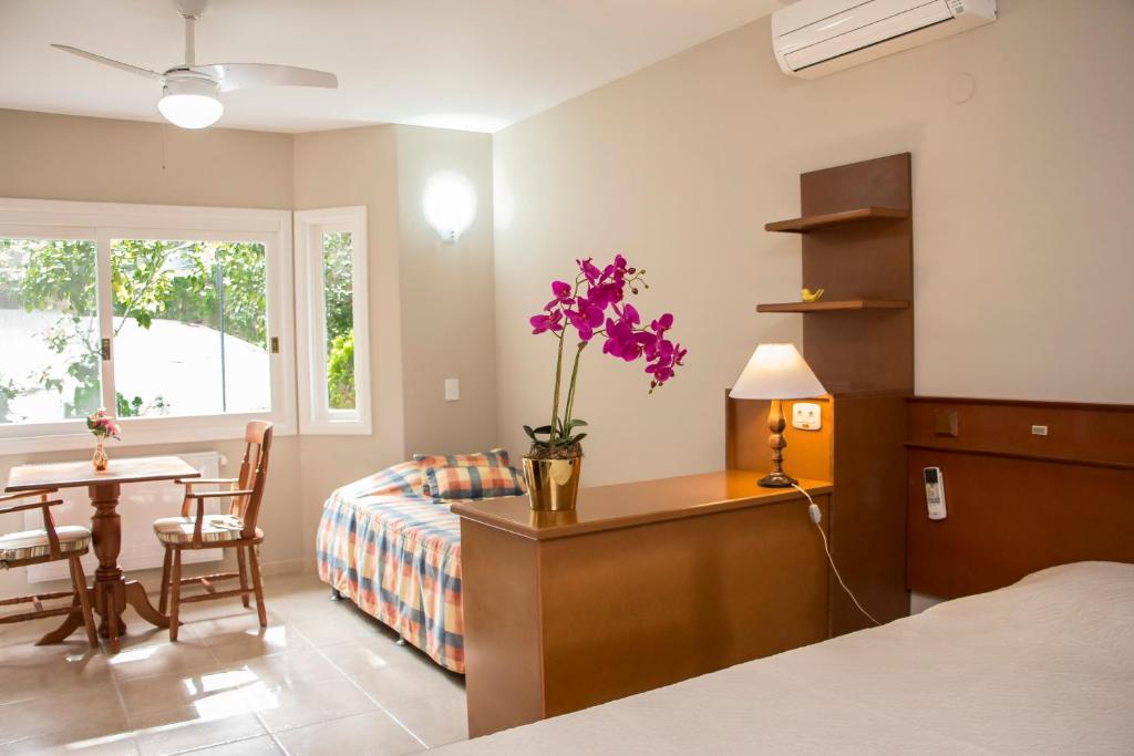  HOTEL POUSADA PINHEIROS DO CARACOL
