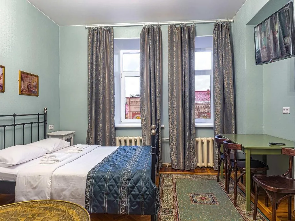 Friends Rooms on Vosstaniya, Kudrovo, Russia