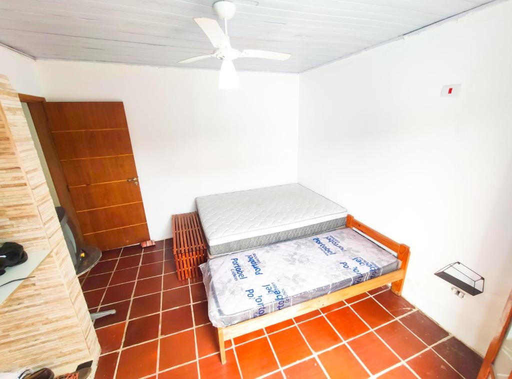  Casa 8 hospedes 300 metros da praia Guaruja-SP