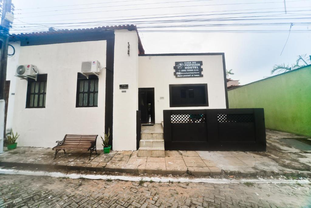  Casa do Professor Hostel