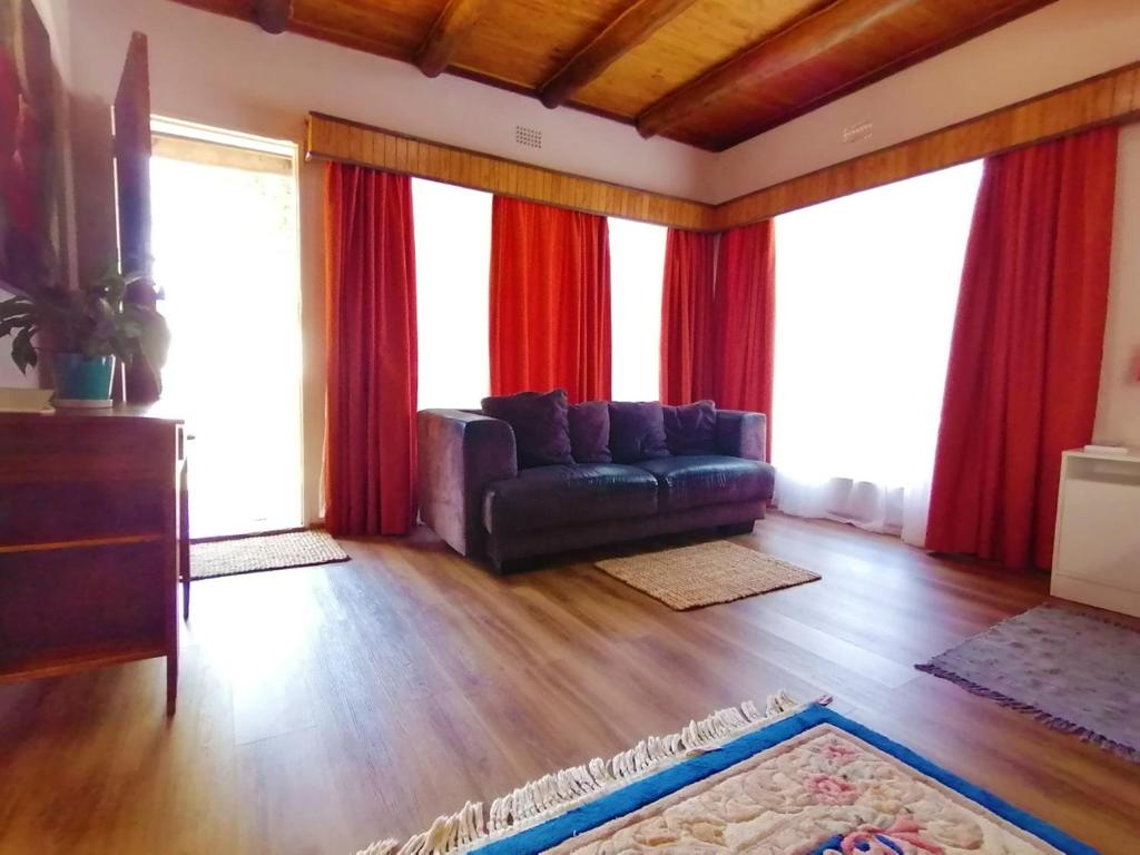 Purdy's Place - Deluxe Family Suite