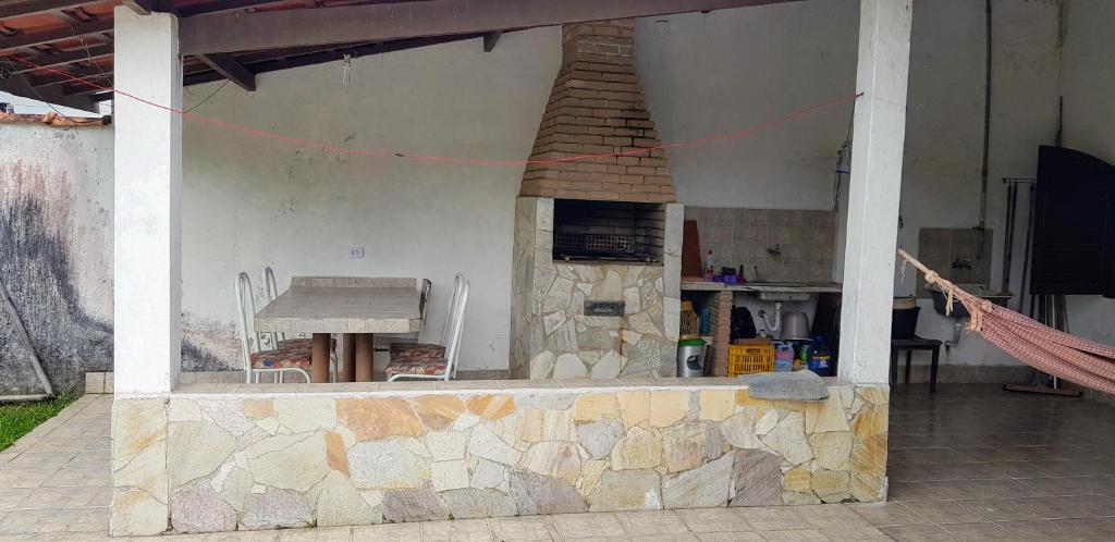  Casa vista para montanha