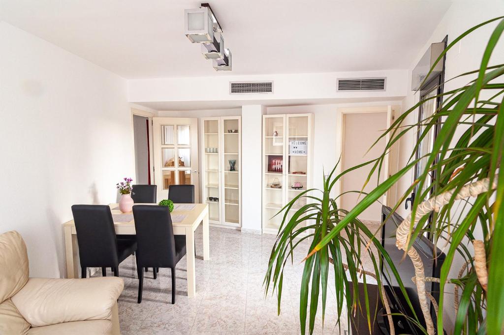 Beach & Pool Sant Salvador - 150m from sea - Appartement Met 2 Slaapkamers
